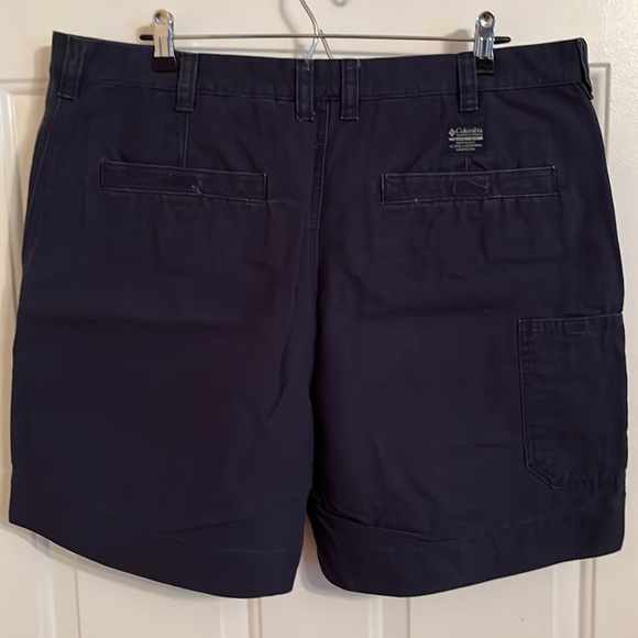 Men’s shorts, size 40. Columbia - Picture 2 of 4